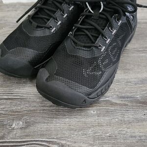 Keen NXIS EVO Waterproof Hiking Shoes